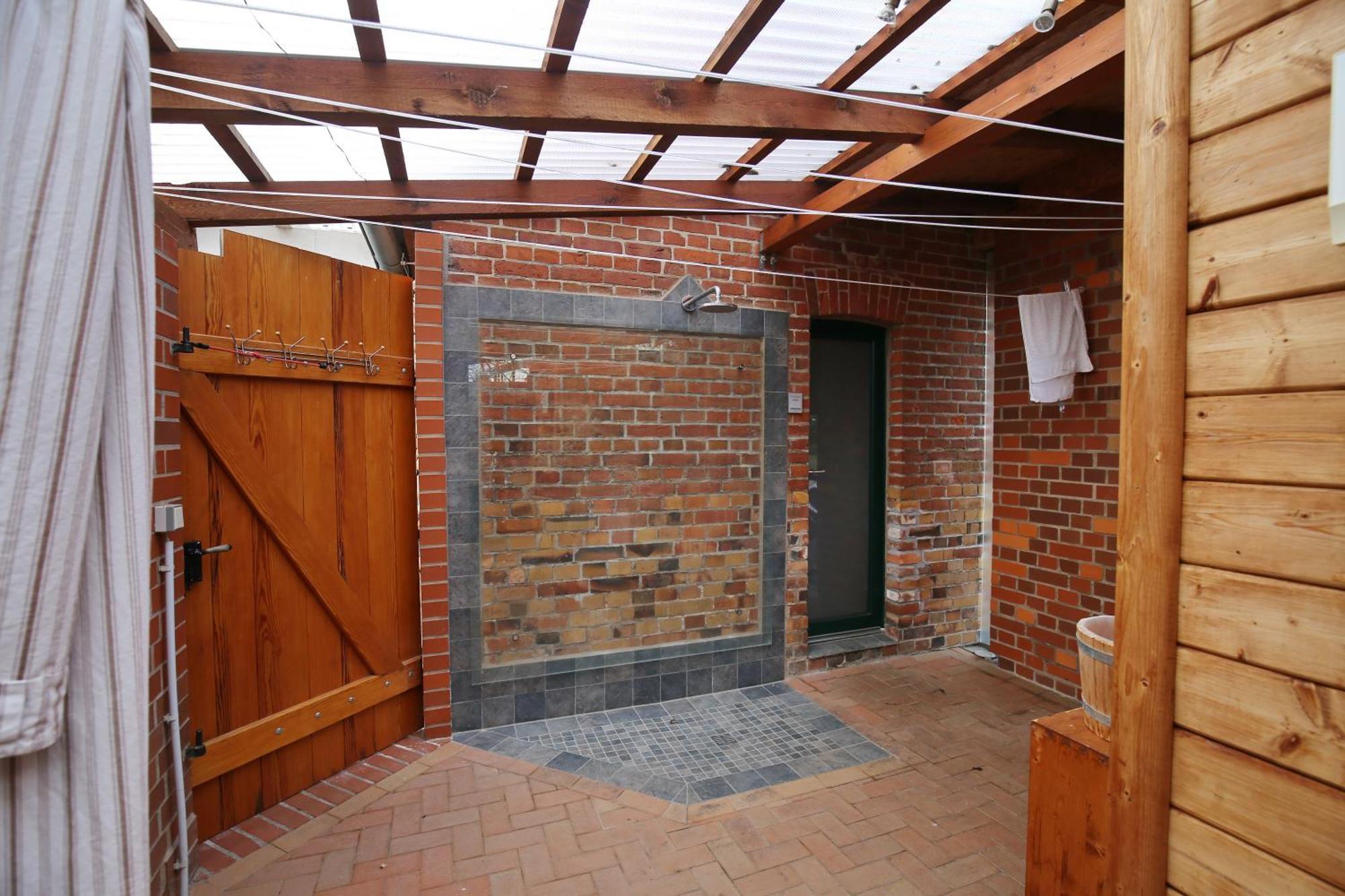 Ferienwohnung Im Vogelhaus Mit Dachterasse Und Grossem Garten Calau Exterior photo